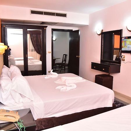 Royal Pyramids Hotel Cairo Ngoại thất bức ảnh