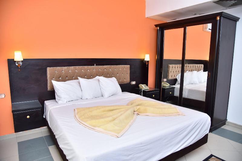 Royal Pyramids Hotel Cairo Ngoại thất bức ảnh