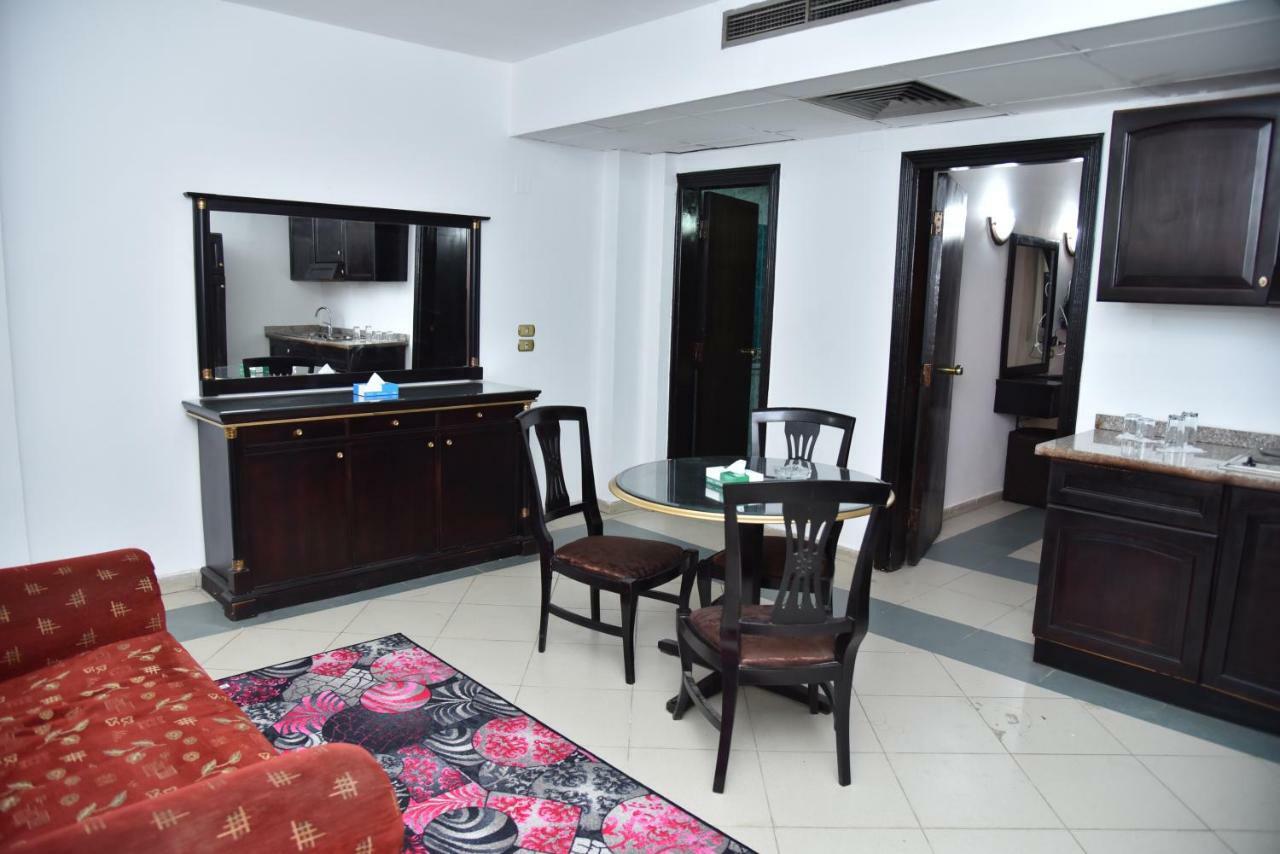 Royal Pyramids Hotel Cairo Ngoại thất bức ảnh