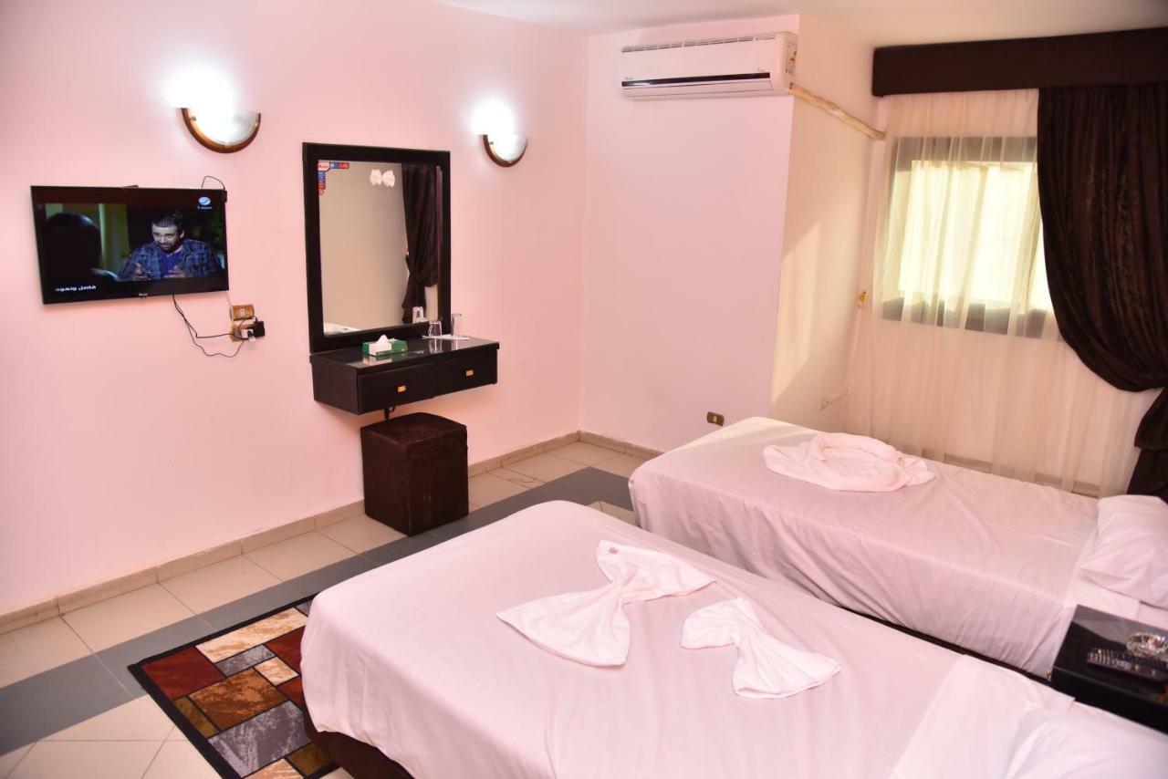 Royal Pyramids Hotel Cairo Ngoại thất bức ảnh