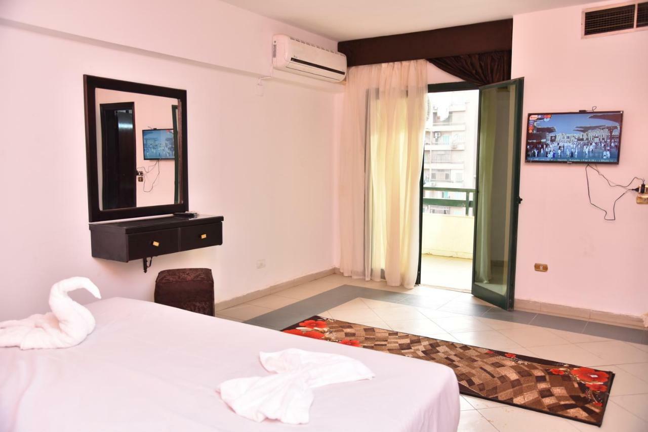 Royal Pyramids Hotel Cairo Ngoại thất bức ảnh